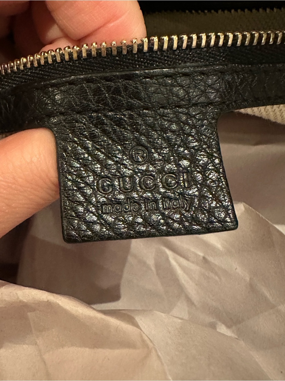 Gucci Black Medium Soho Working Tote Leather Bag - Picture 11 of 15